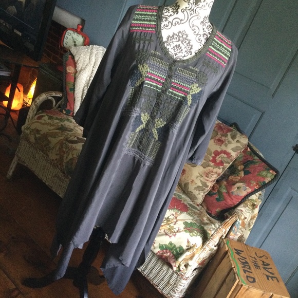 Johnny Was BIYA tunic dress 100% Silk Medium - Picture 2 of 13